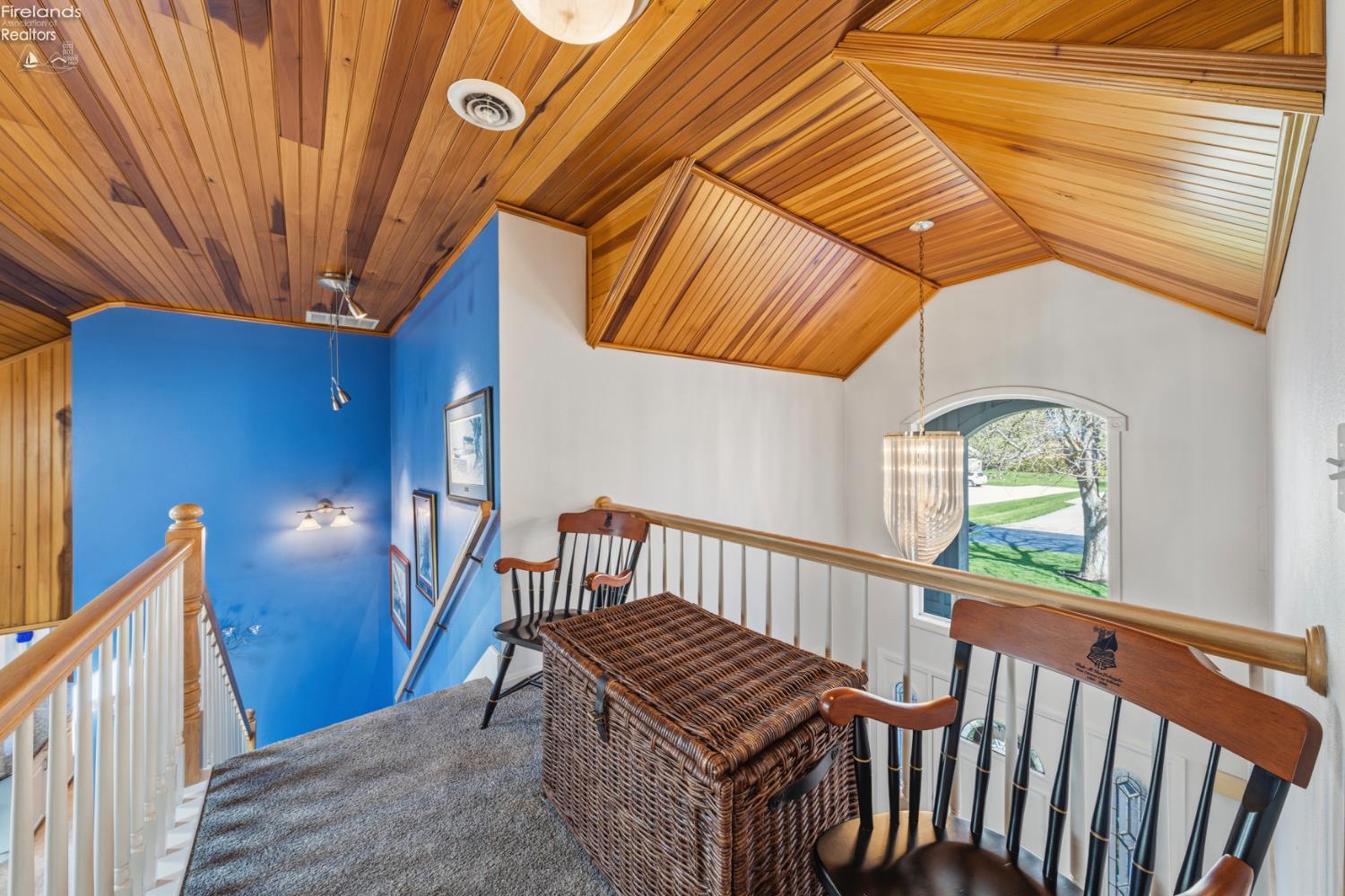 4165 E Laurel Ridge Drive
