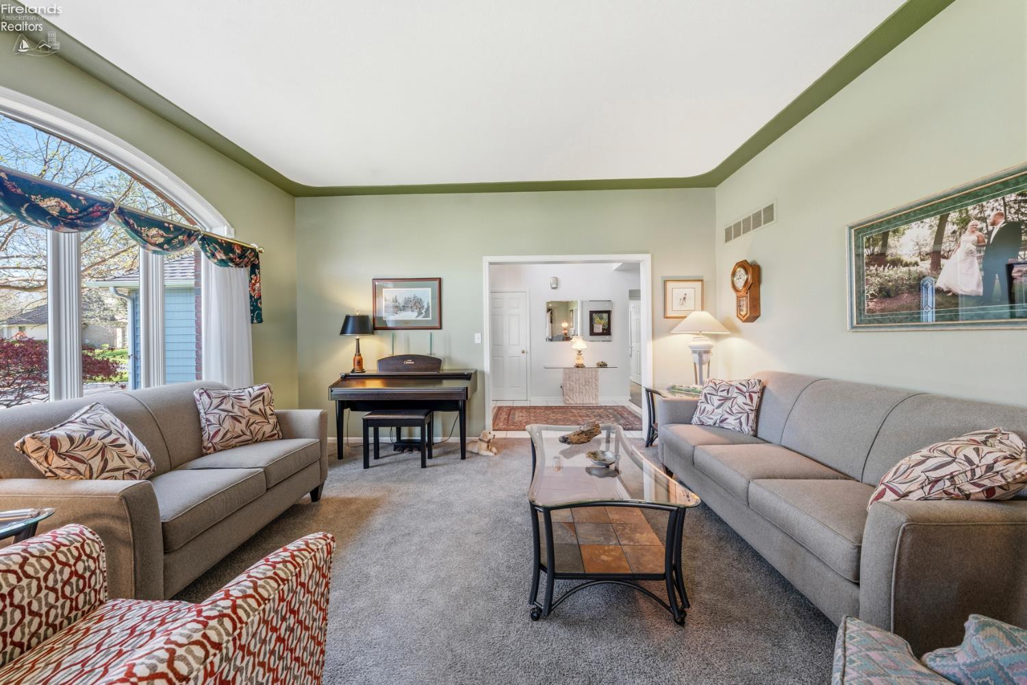 4165 E Laurel Ridge Drive