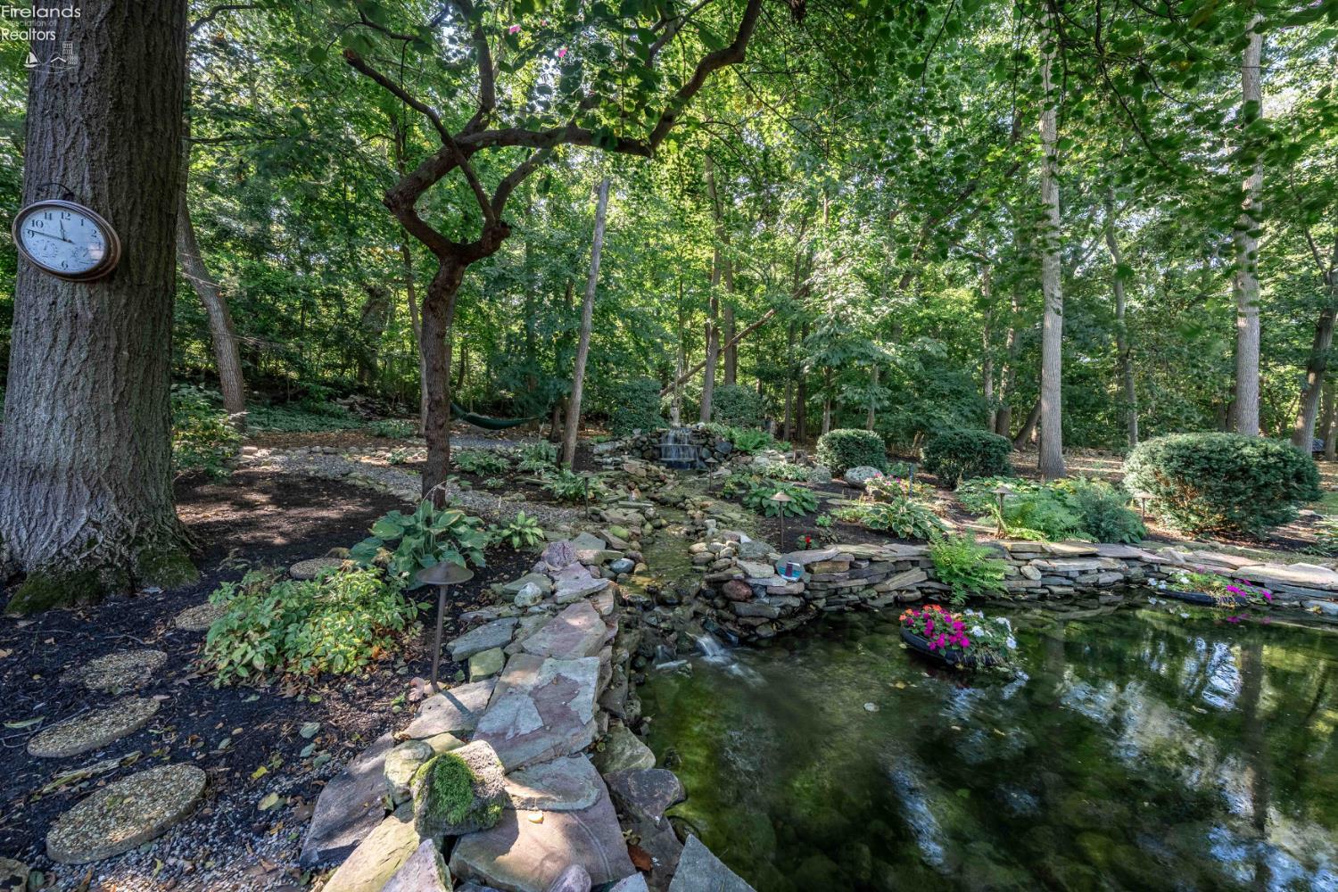 4165 E Laurel Ridge Drive