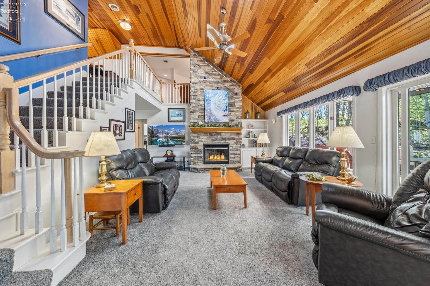4165 E Laurel Ridge Drive