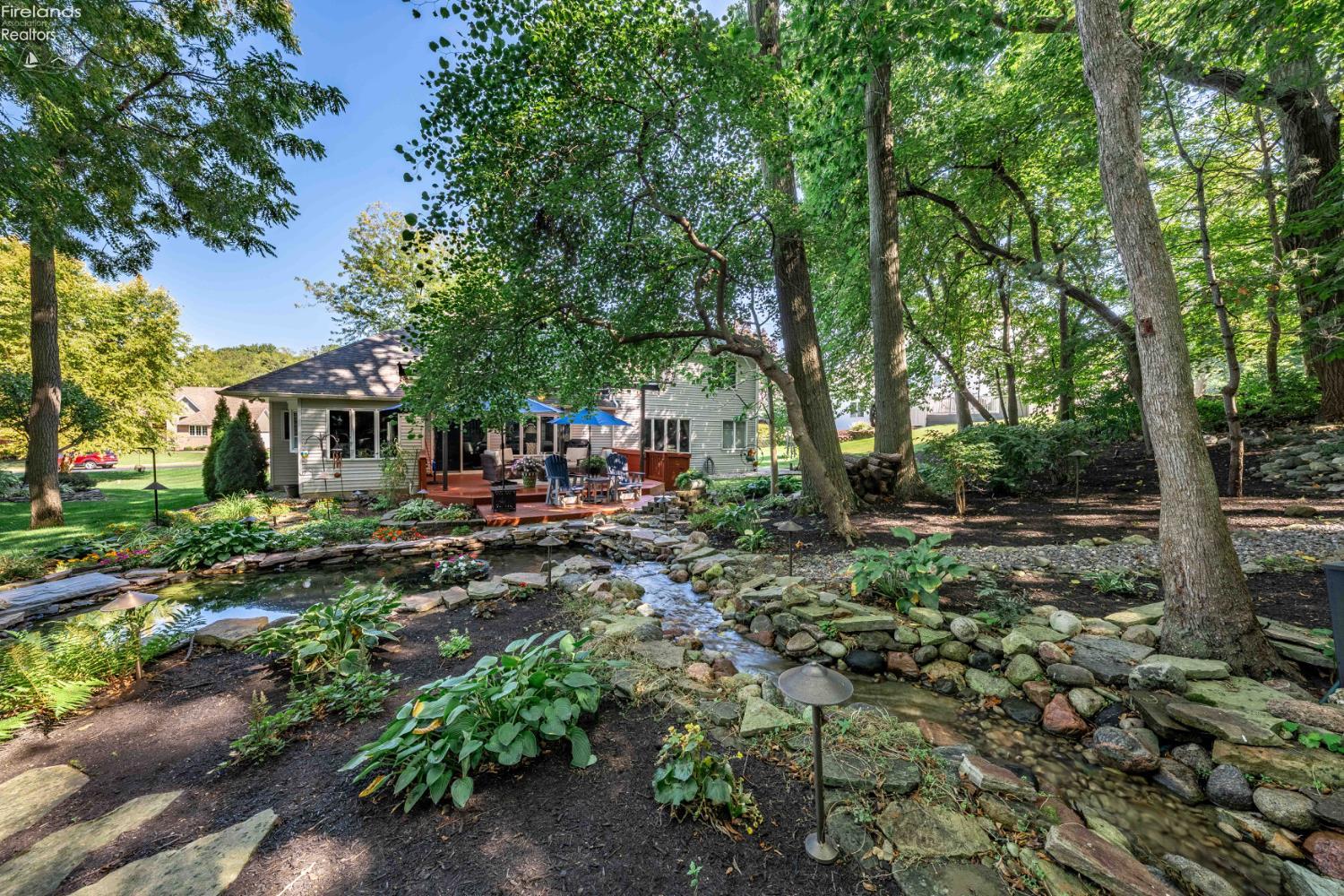 4165 E Laurel Ridge Drive