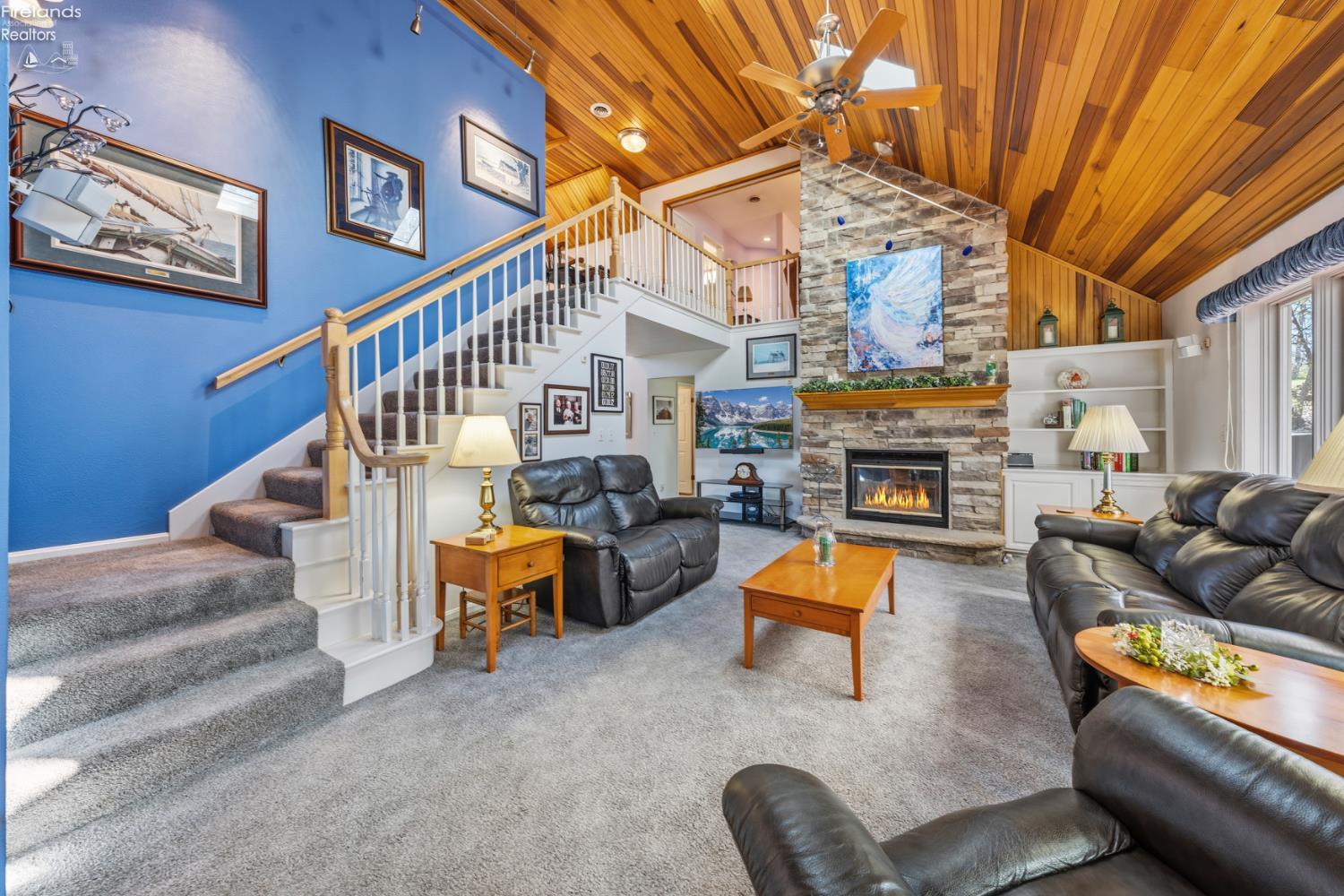 4165 E Laurel Ridge Drive