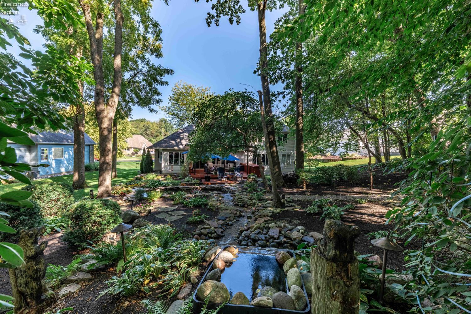 4165 E Laurel Ridge Drive