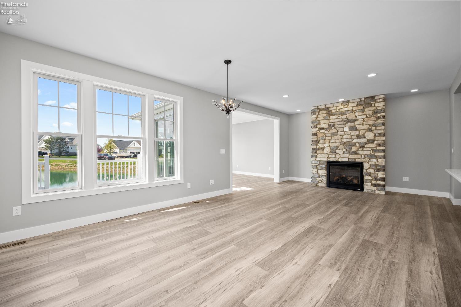 5409 Pintail Drive