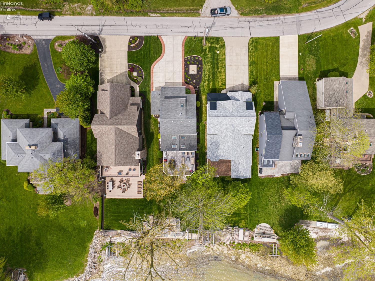 3205 Confederate Drive