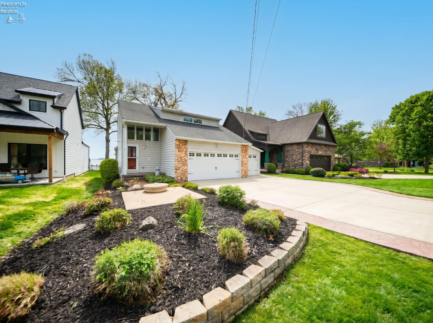 3205 Confederate Drive