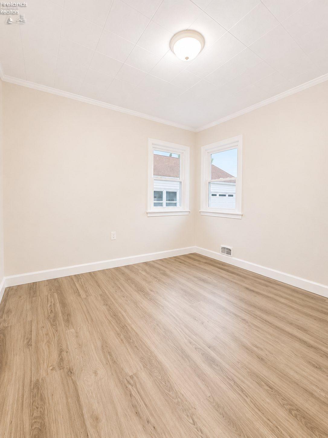 522 W 3rd Street