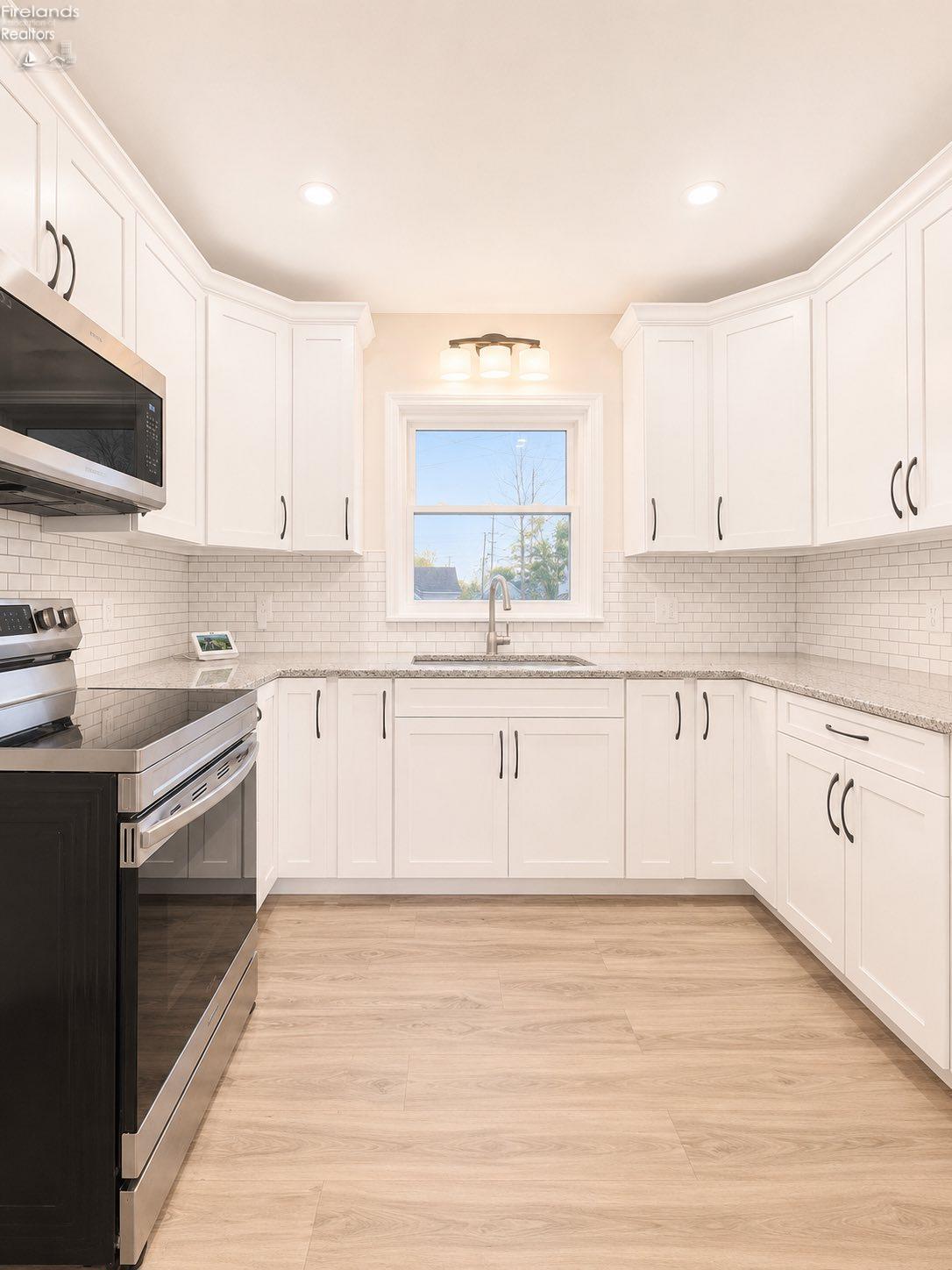 522 W 3rd Street