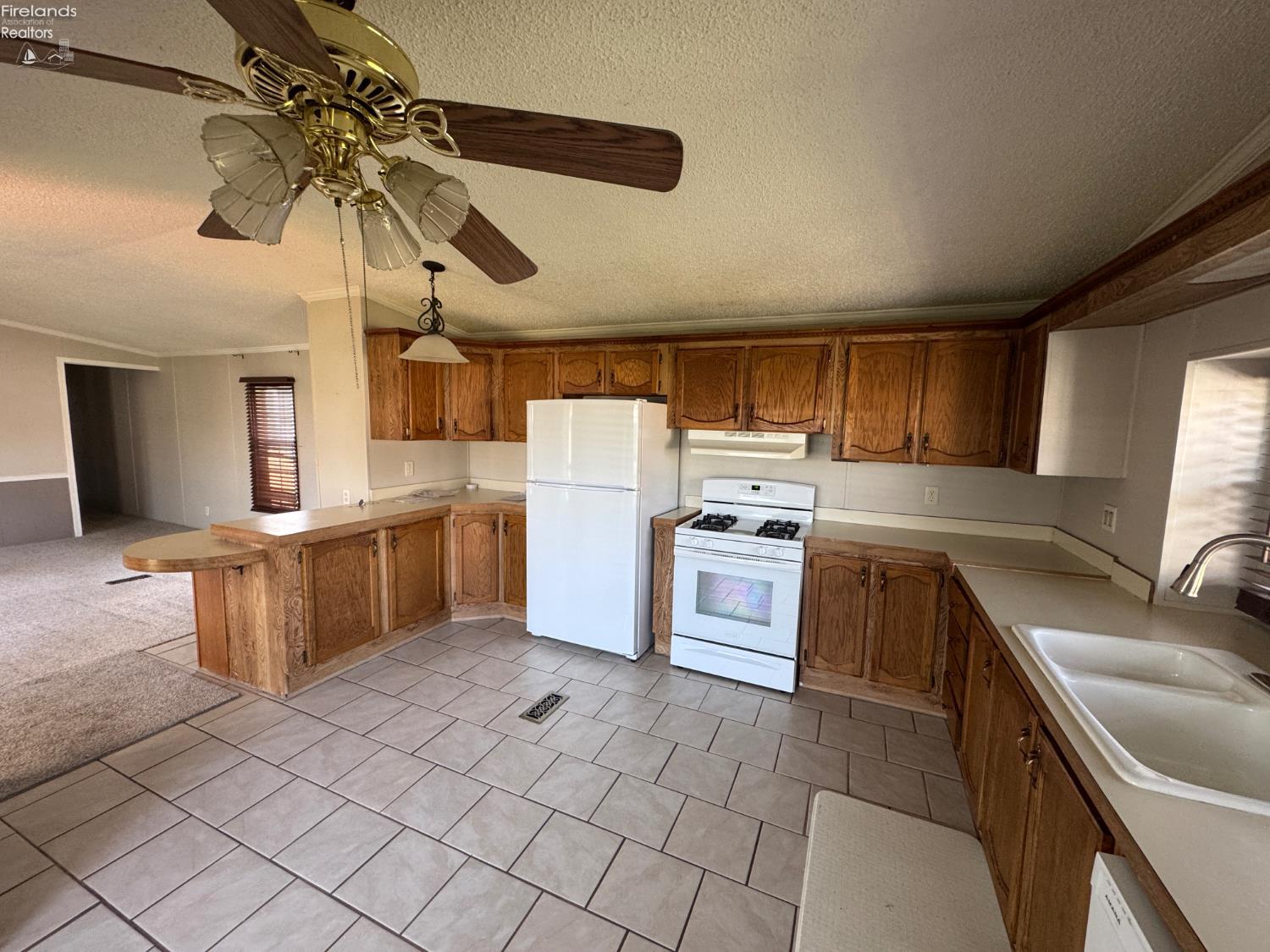 134 W Birchard