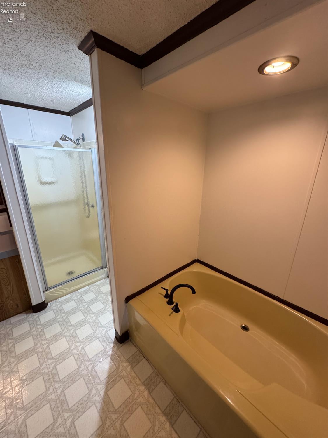 134 W Birchard