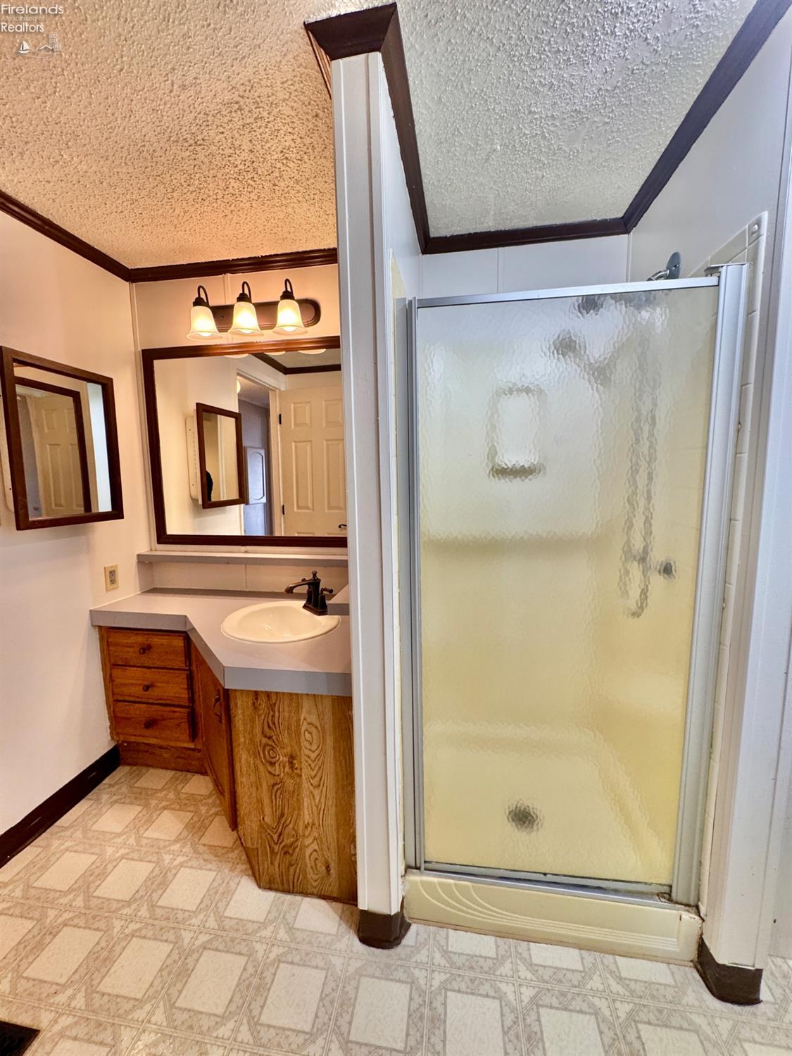 134 W Birchard