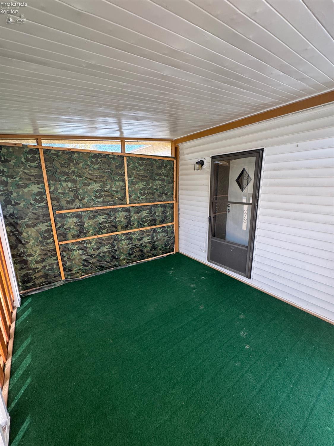 134 W Birchard