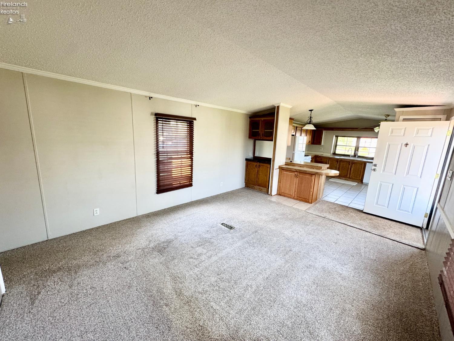 134 W Birchard