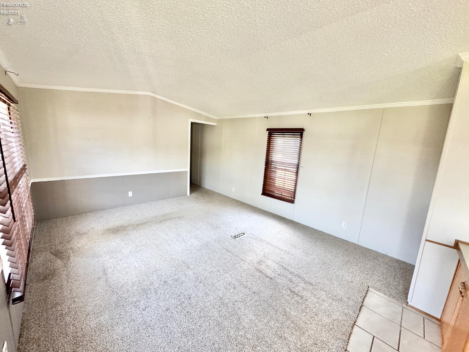 134 W Birchard