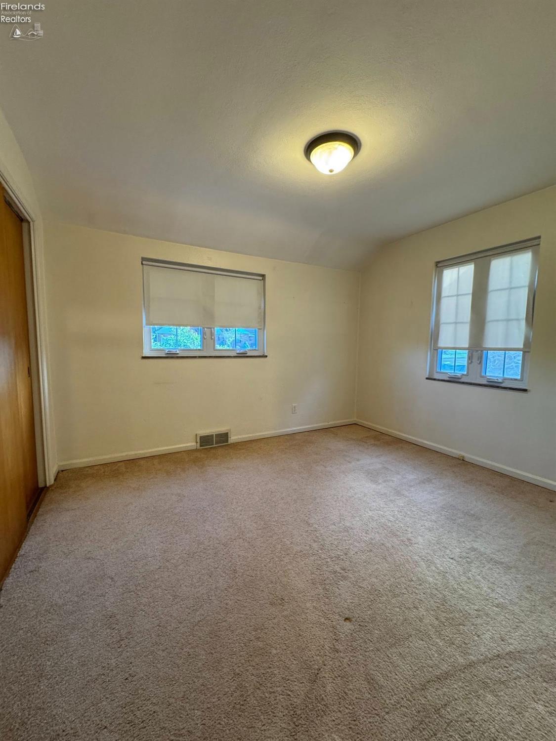 2843 Castleton