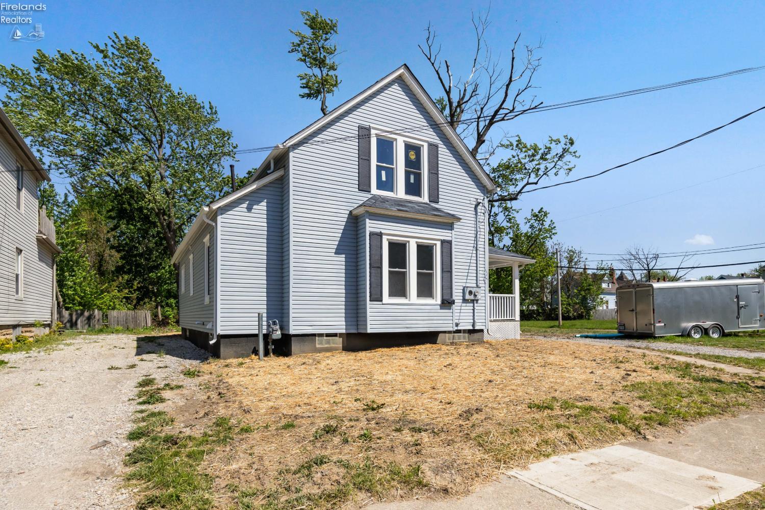 929 Washington Ave.