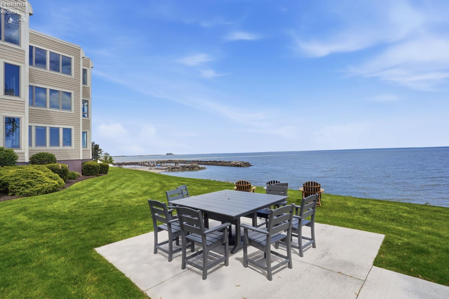 1507 E Cleveland Road 422