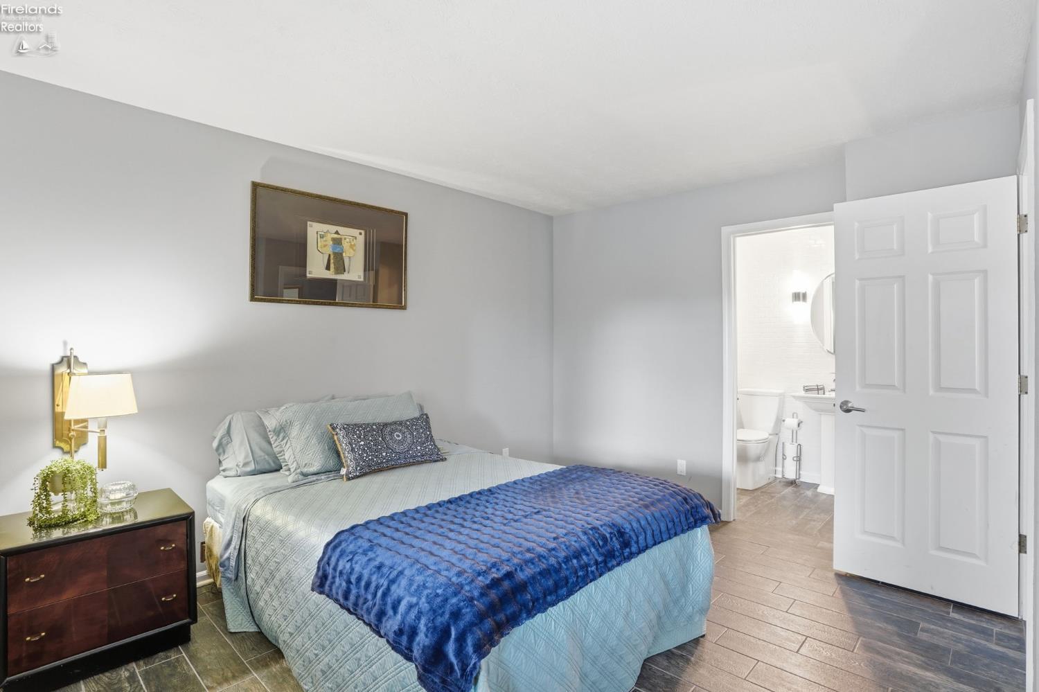1507 E Cleveland Road 422