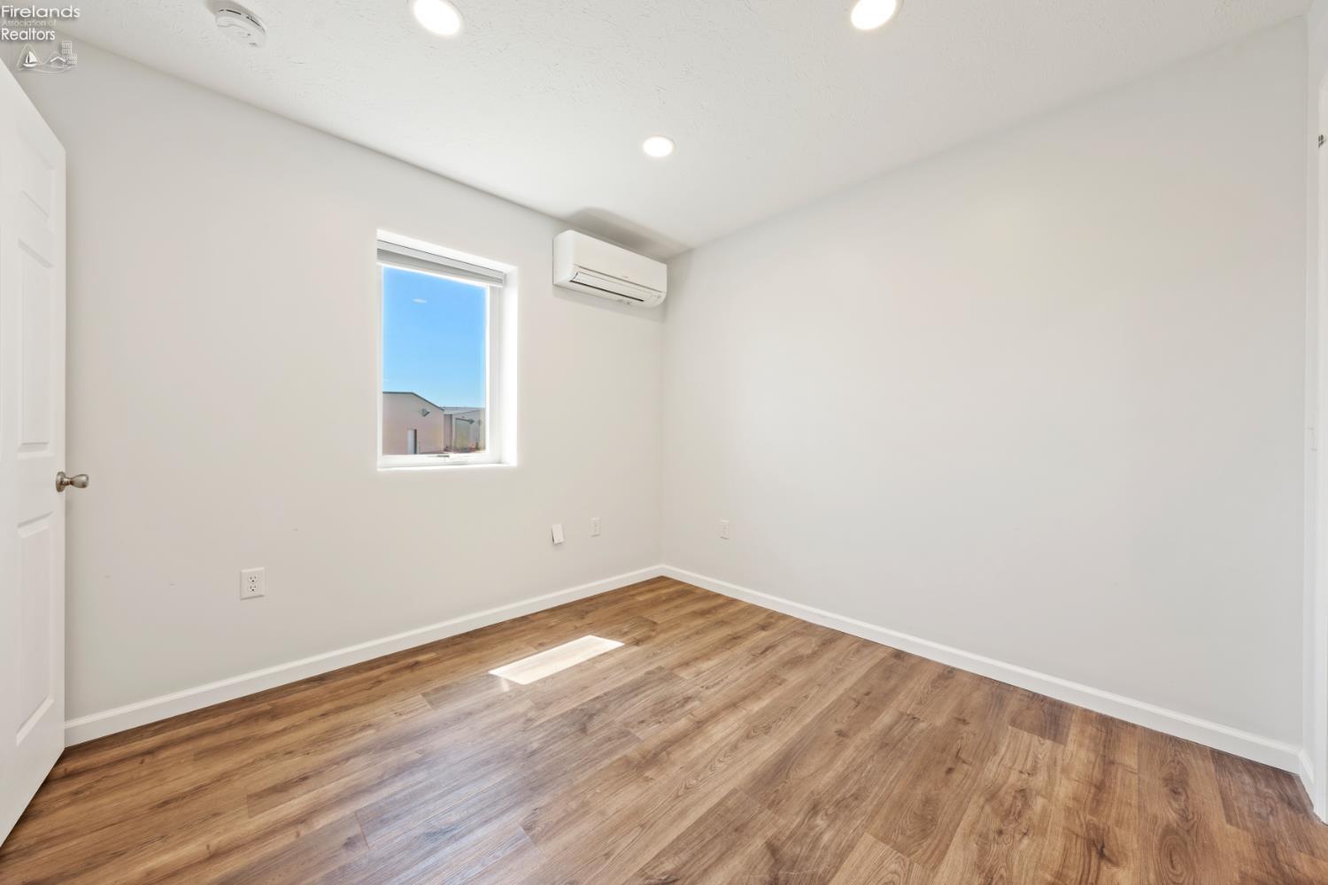 764 SE Catawba Road # 82