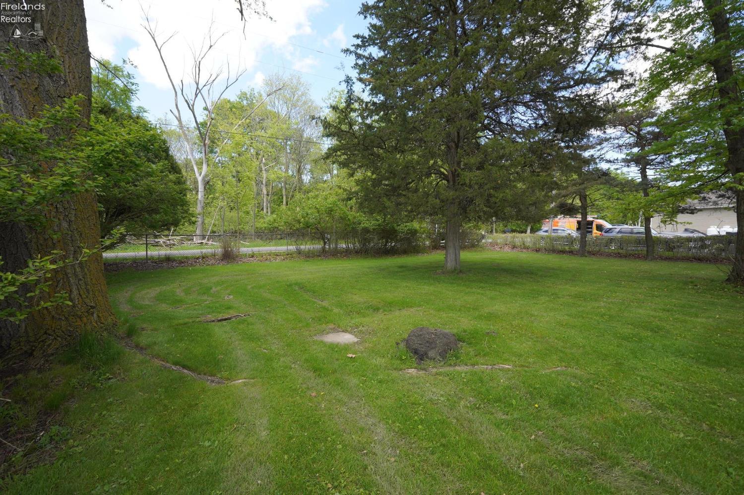 2426 E Schiewe Road