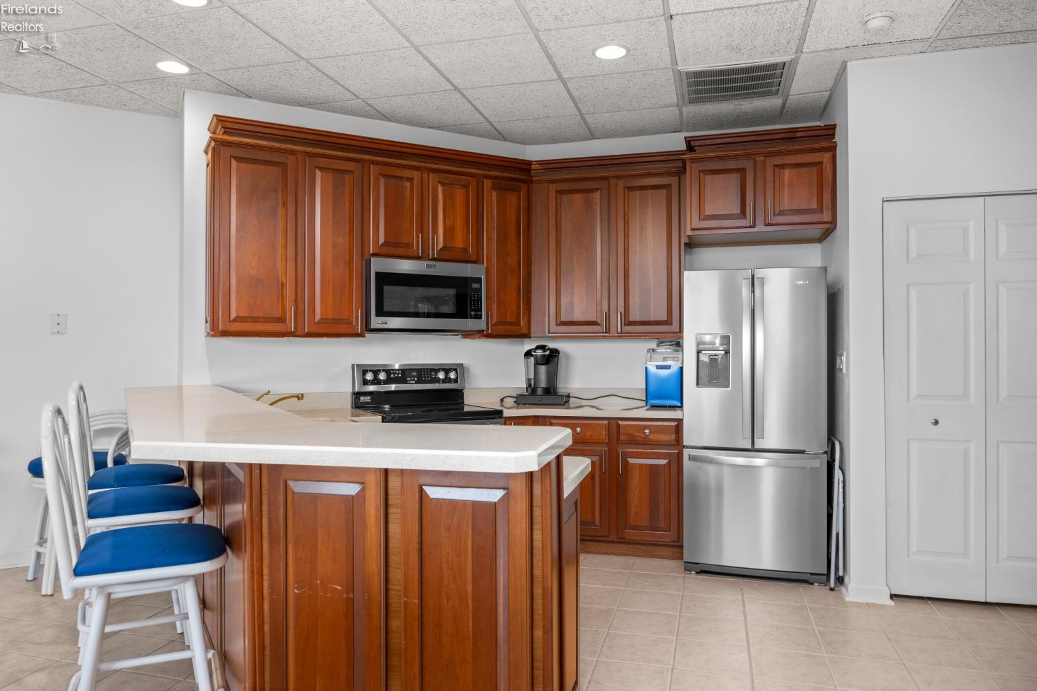 1556 NW Catawba Road F