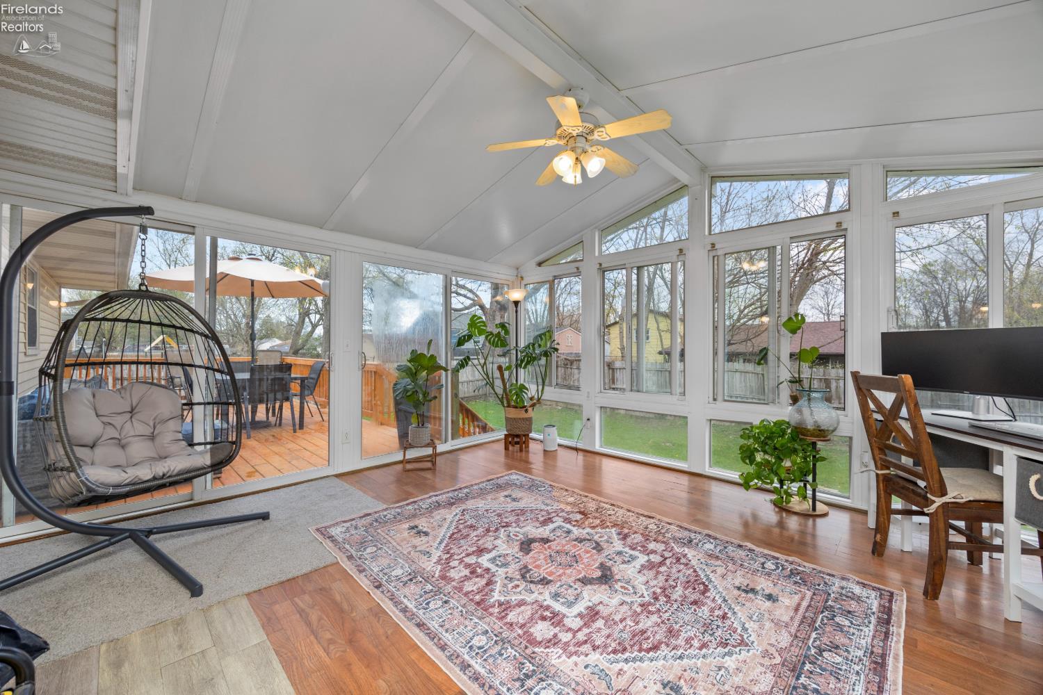 1121 Oakwood Drive