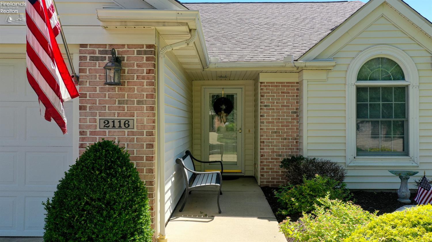 2116 Lakefield Drive