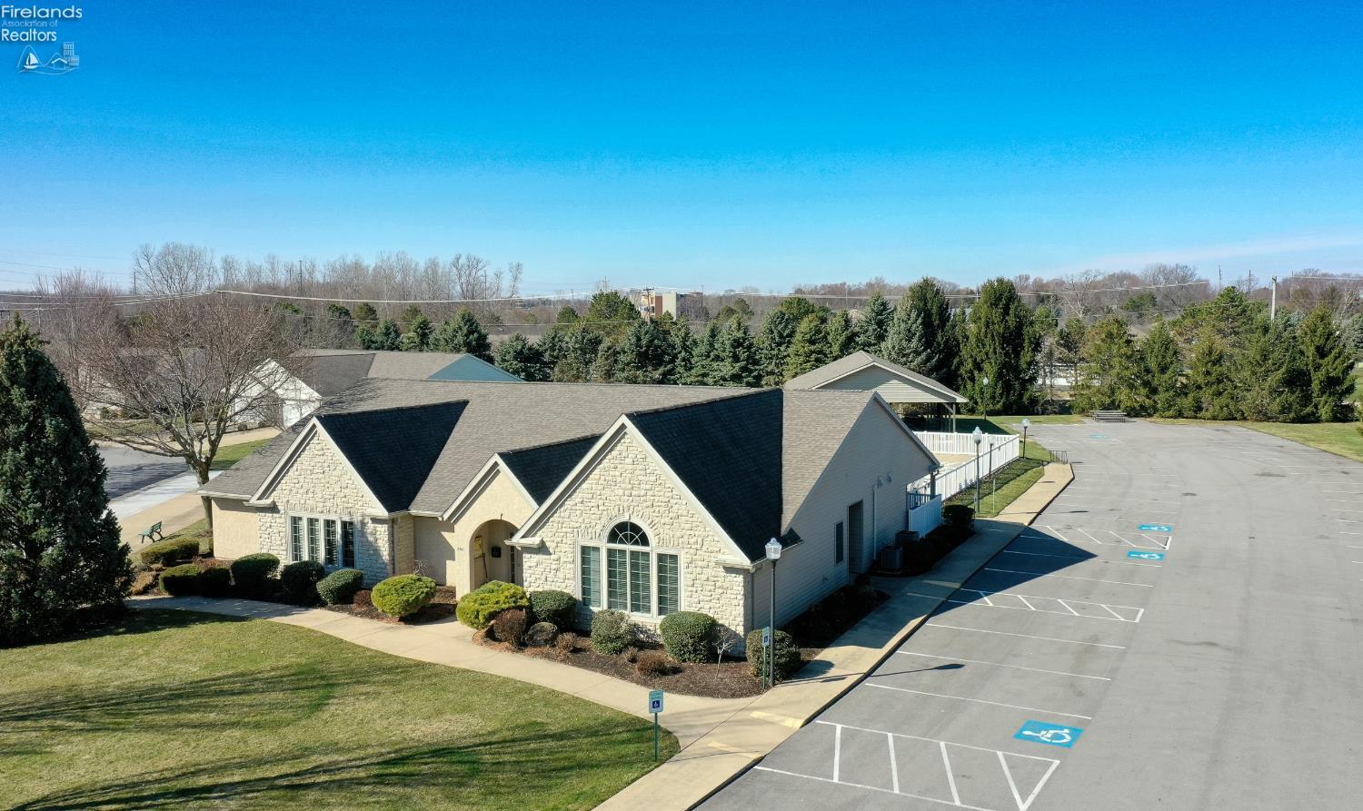 2116 Lakefield Drive