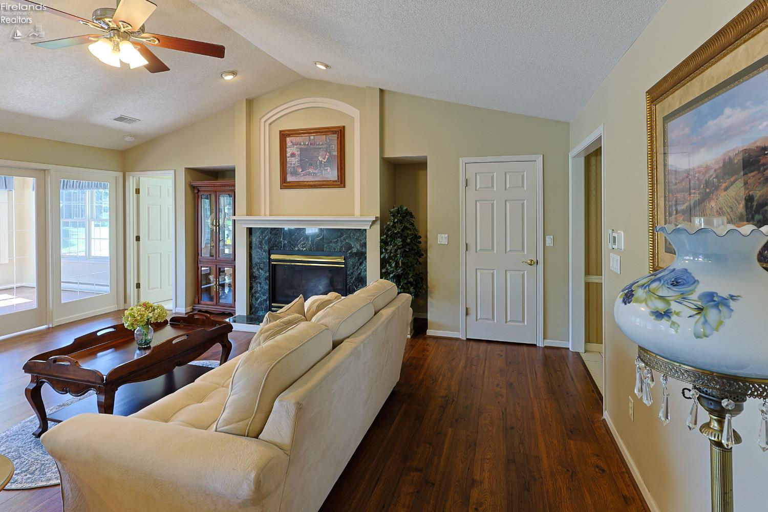 2116 Lakefield Drive