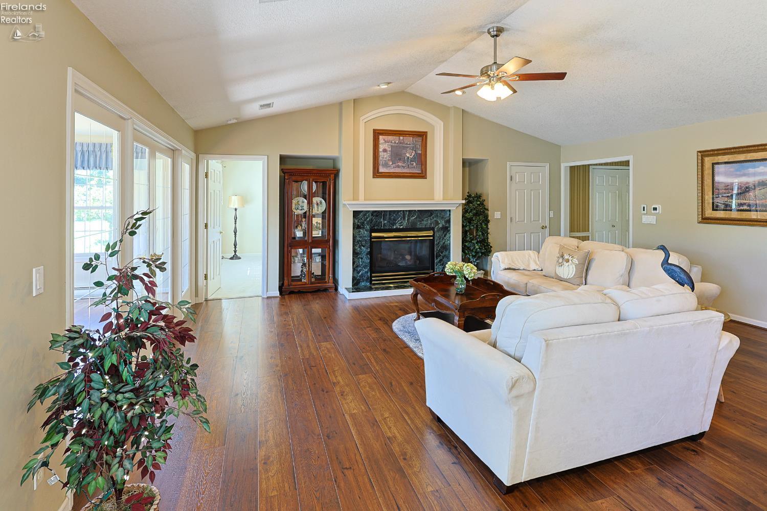 2116 Lakefield Drive