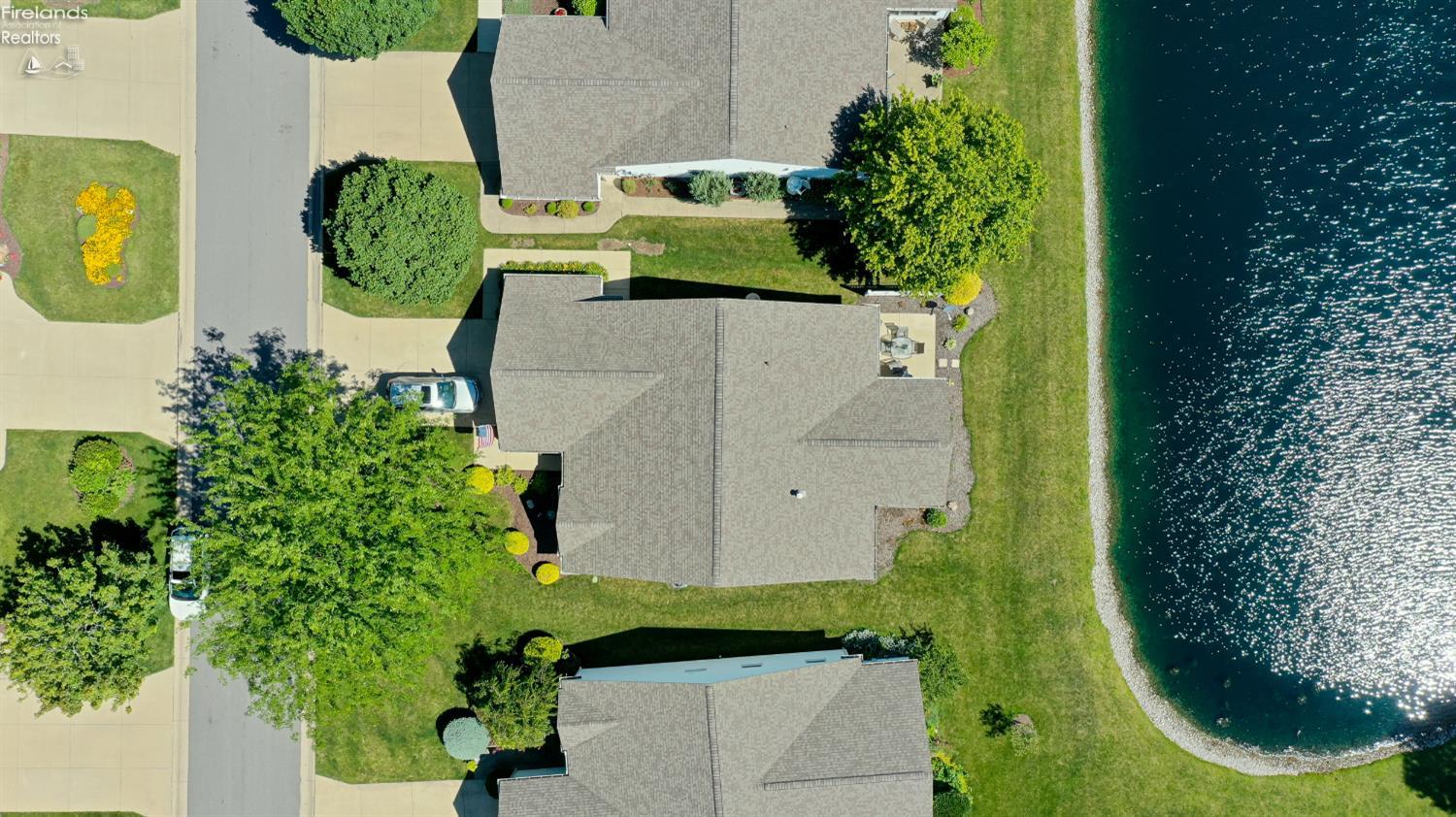 2116 Lakefield Drive