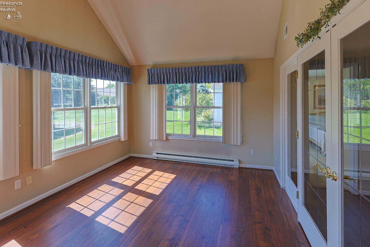 2116 Lakefield Drive
