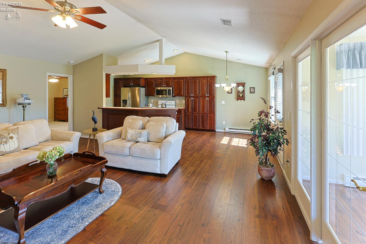 2116 Lakefield Drive