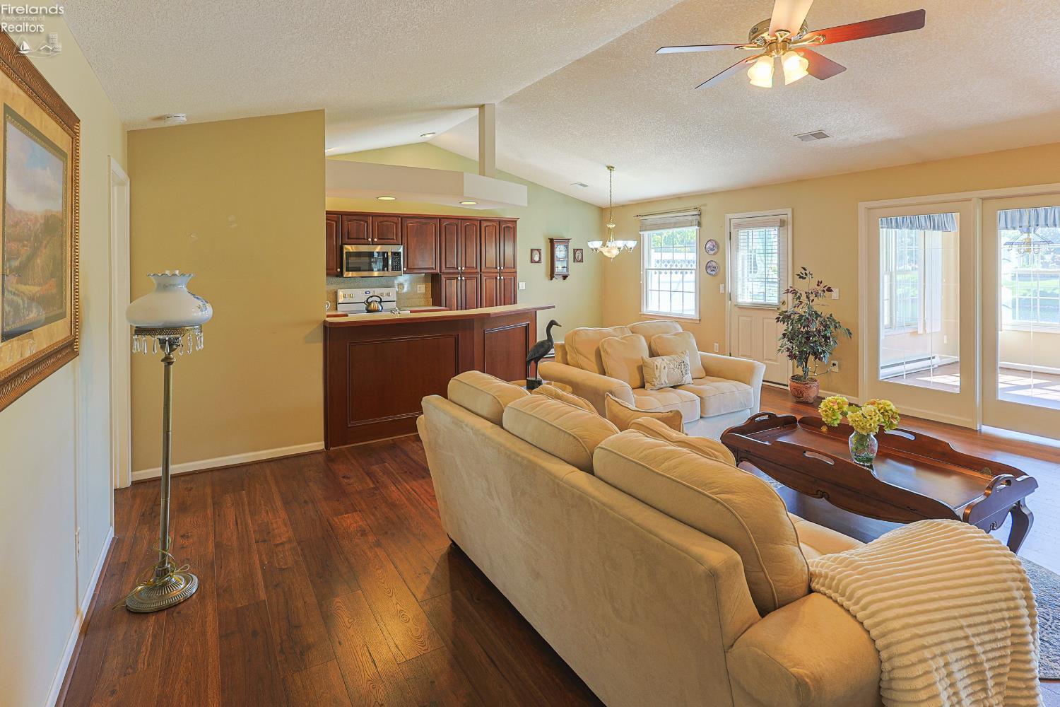 2116 Lakefield Drive