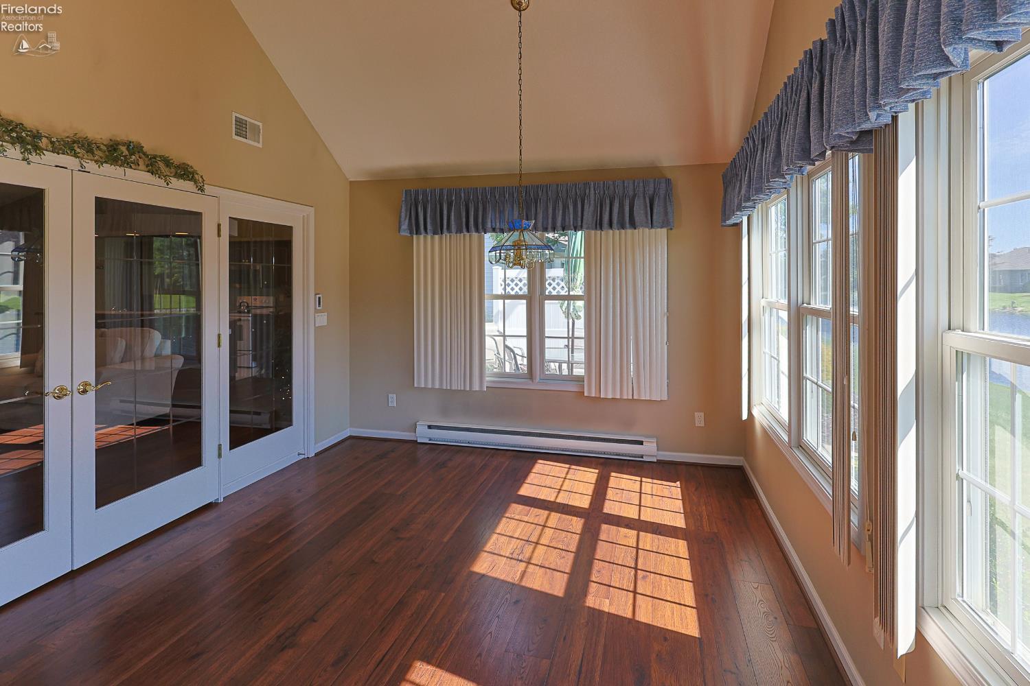 2116 Lakefield Drive