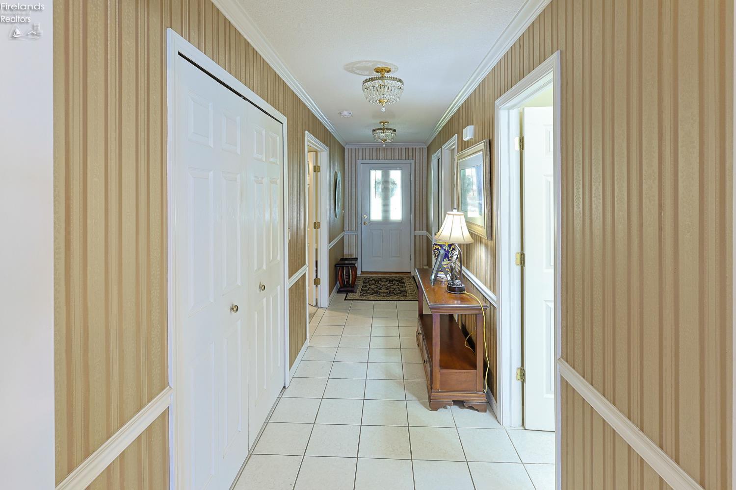 2116 Lakefield Drive