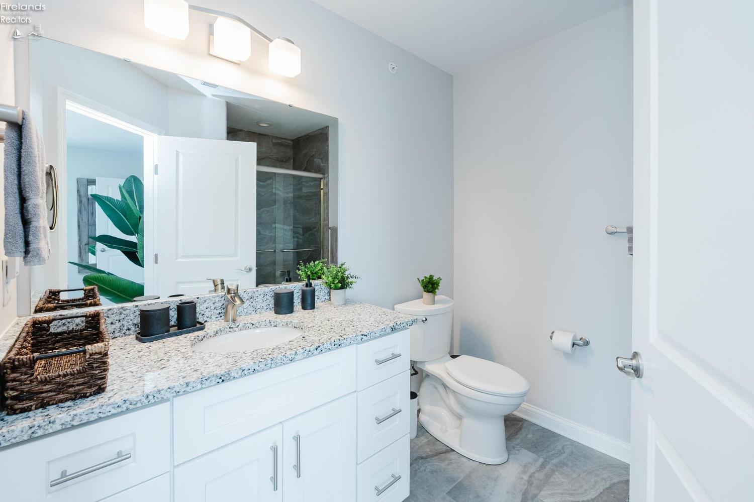 2610 Waterside Court Drive 532