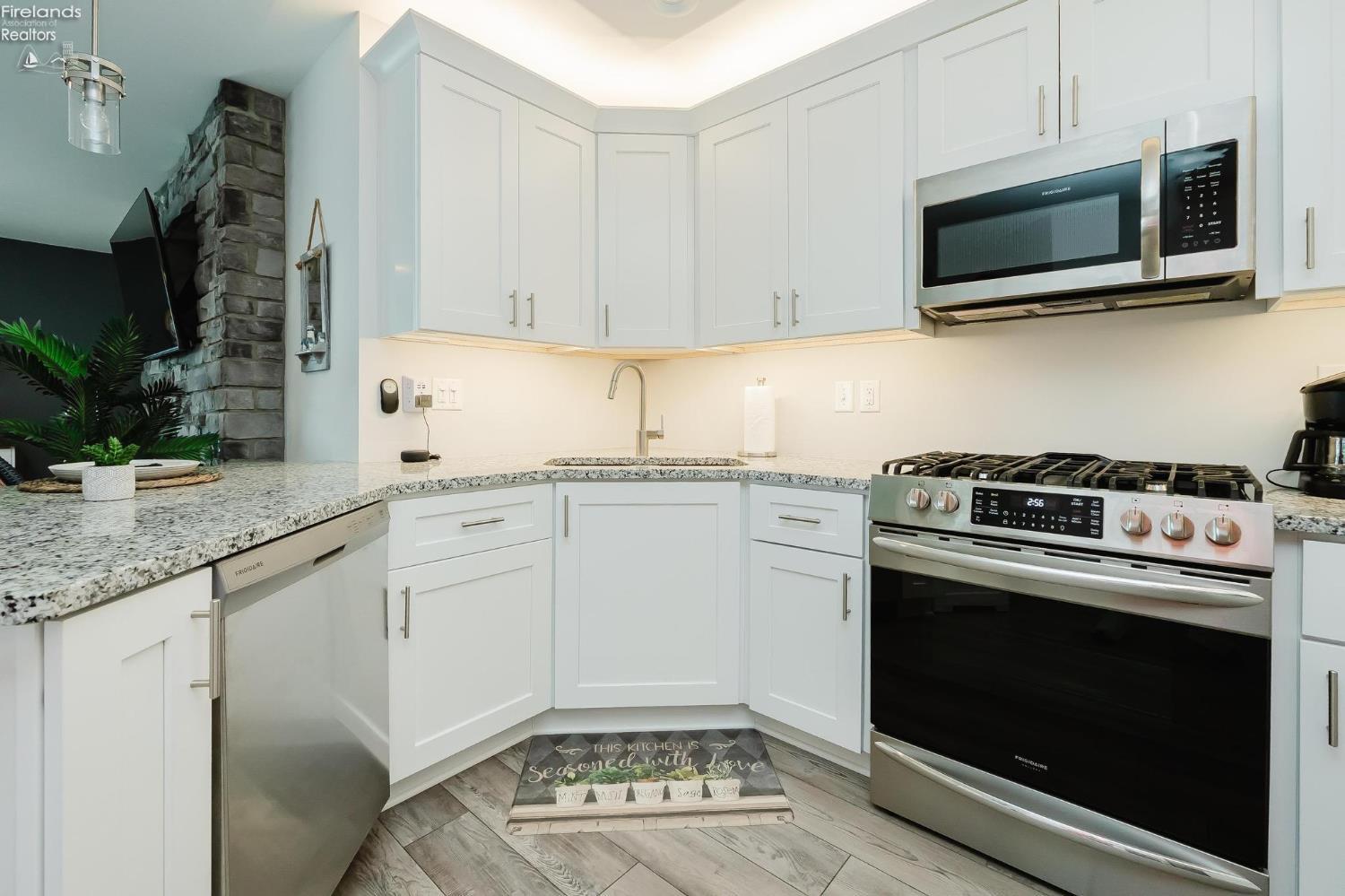 2610 Waterside Court Drive 532