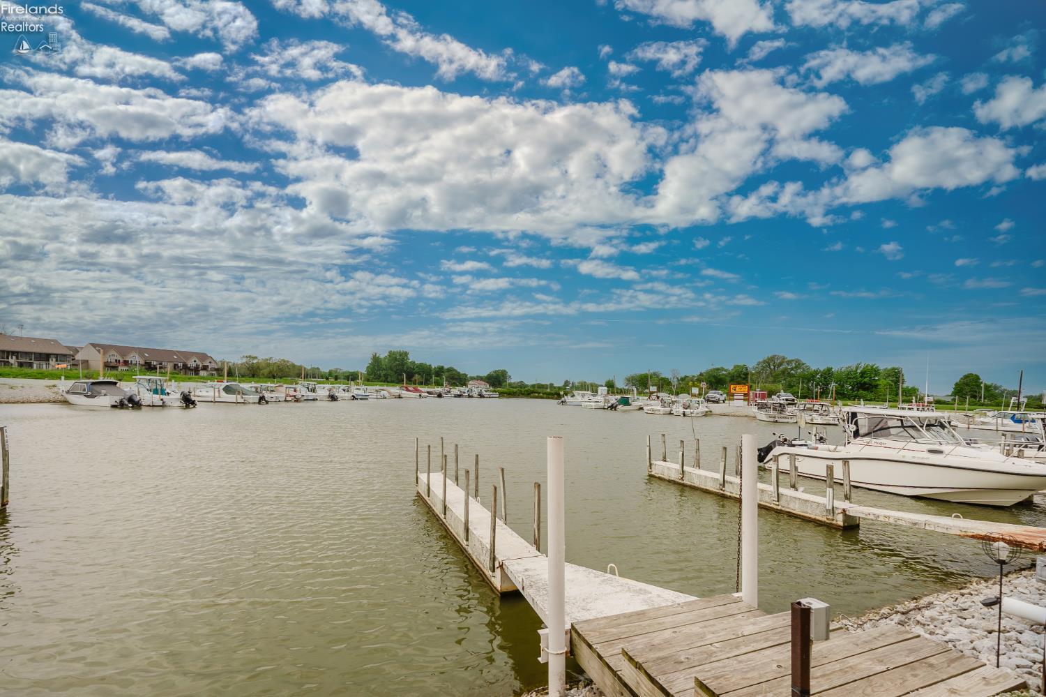 6484 N Harris Harbor Drive