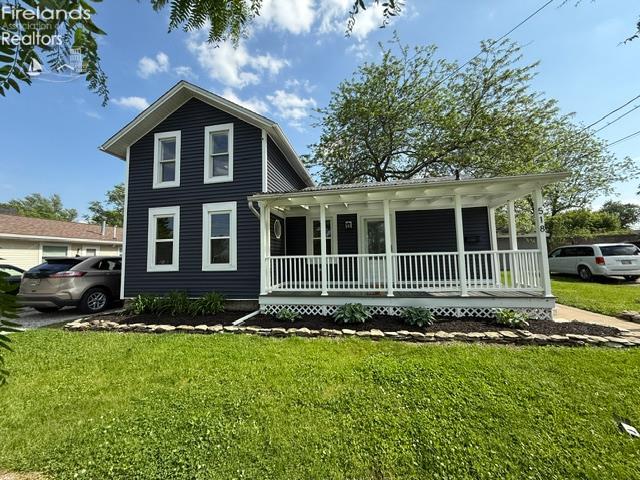 518 E 3rd Street