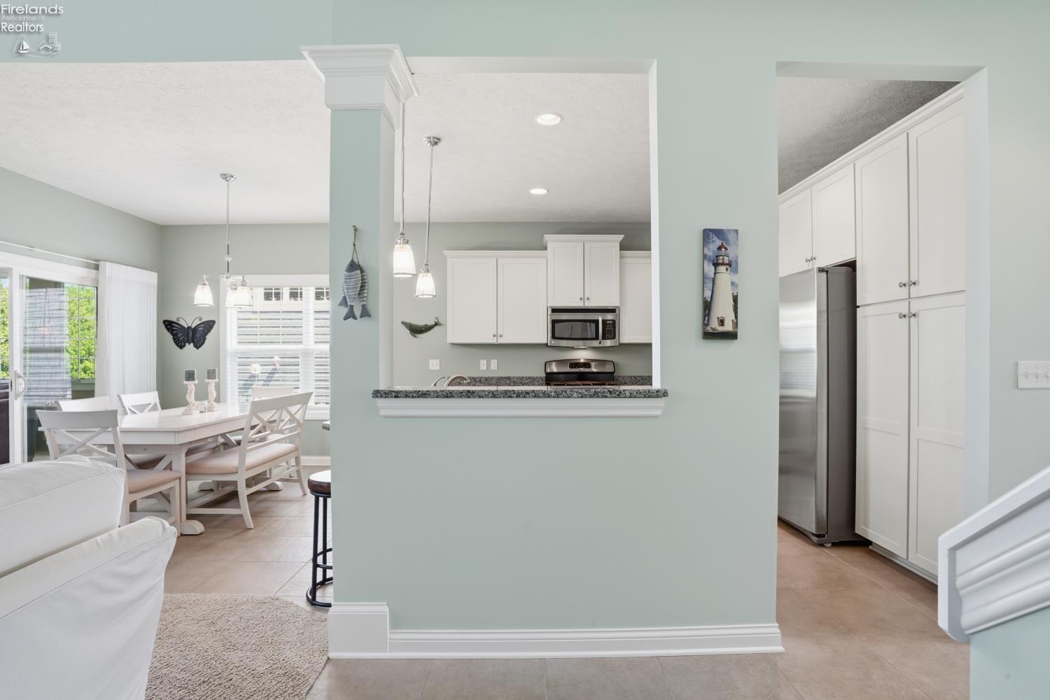2110 Bailiwick