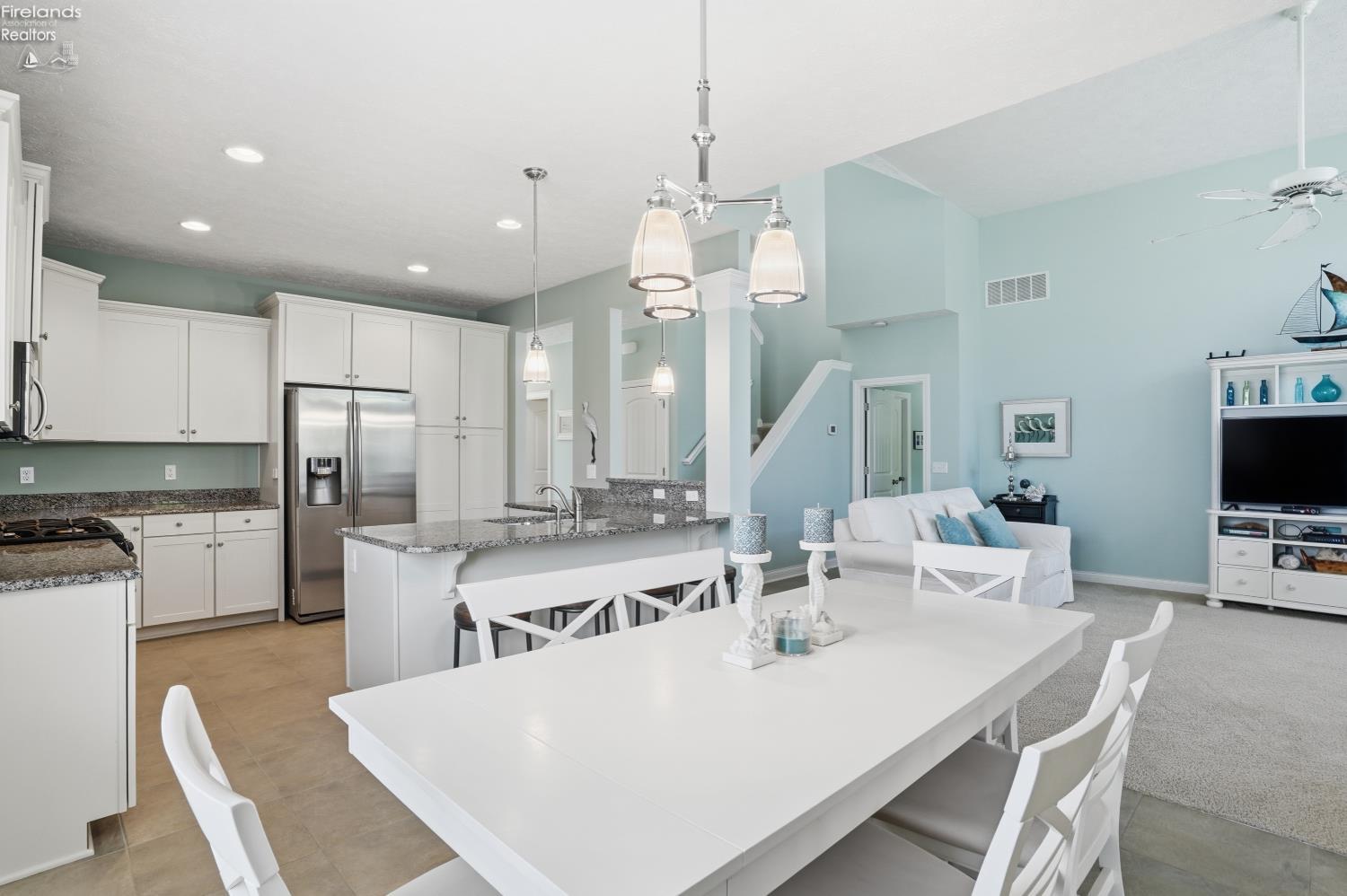 2110 Bailiwick