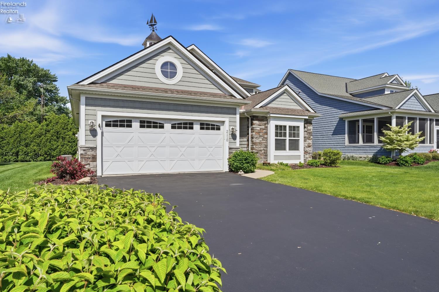 2110 Bailiwick