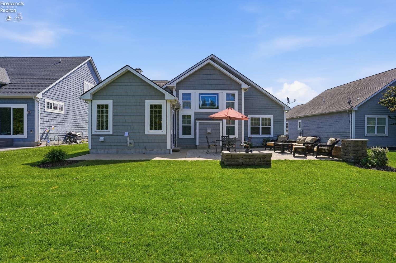 2110 Bailiwick