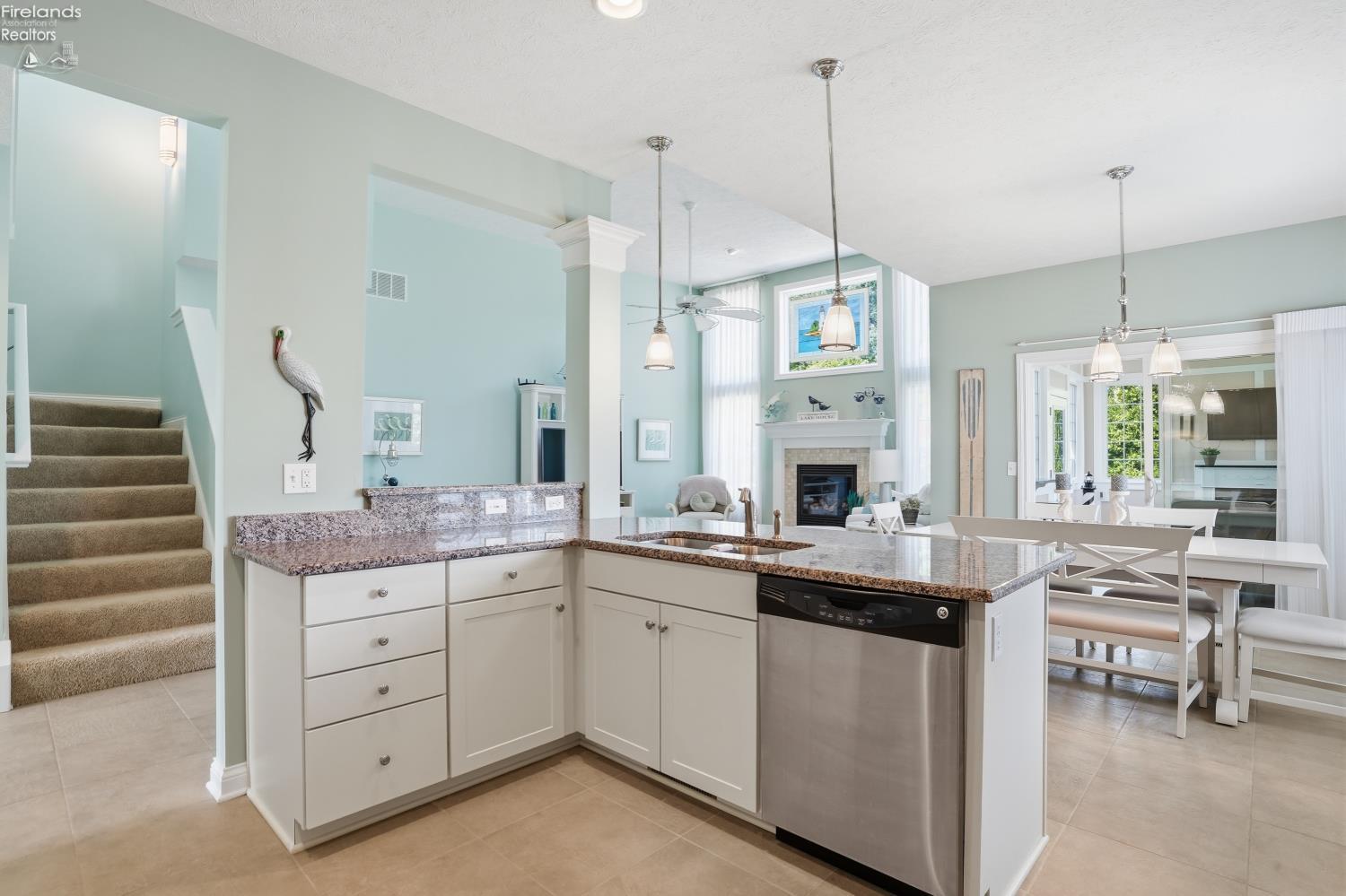 2110 Bailiwick
