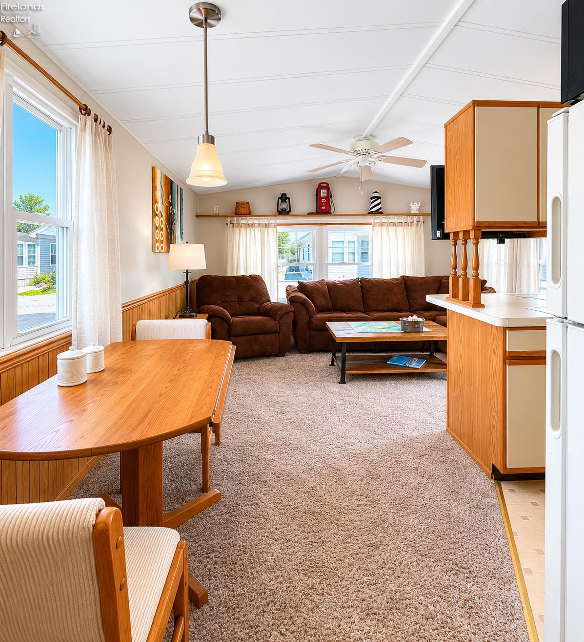 1220 W Richey Road 46
