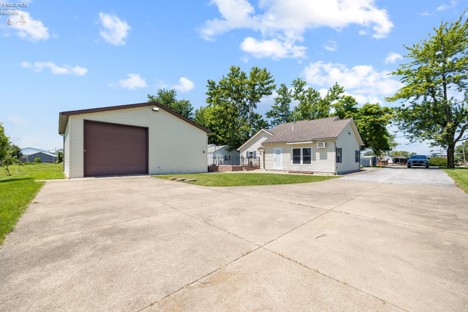 2861 County Road 198 Road