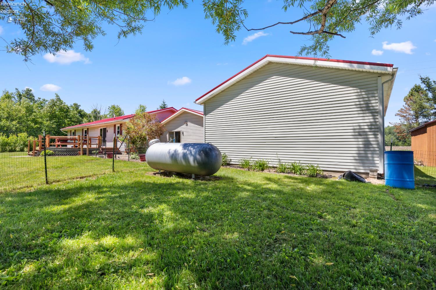 24475 Smith Rd.
