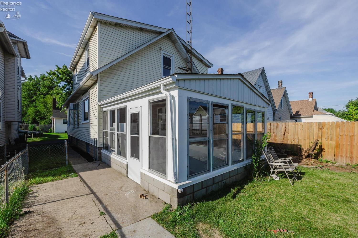 1316 W Osborne Street