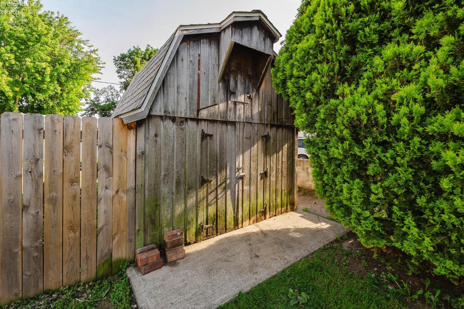 1316 W Osborne Street